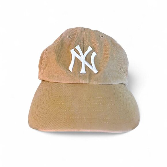 Beige MLB New York Yankees Cap - Women’s - Picture 1 of 3